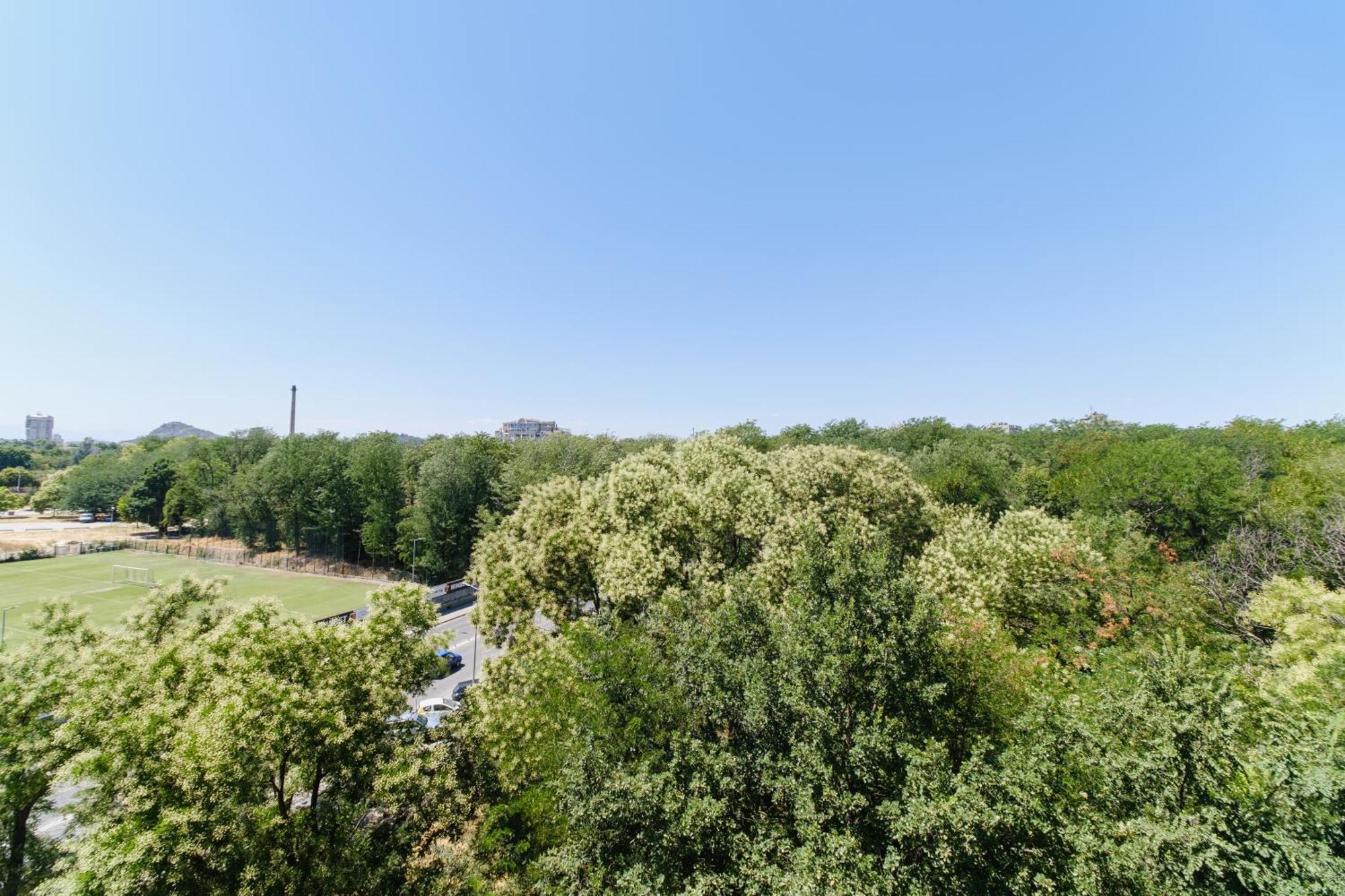 Lauta Forest 1-Bedroom Apartment Plovdiv Ngoại thất bức ảnh