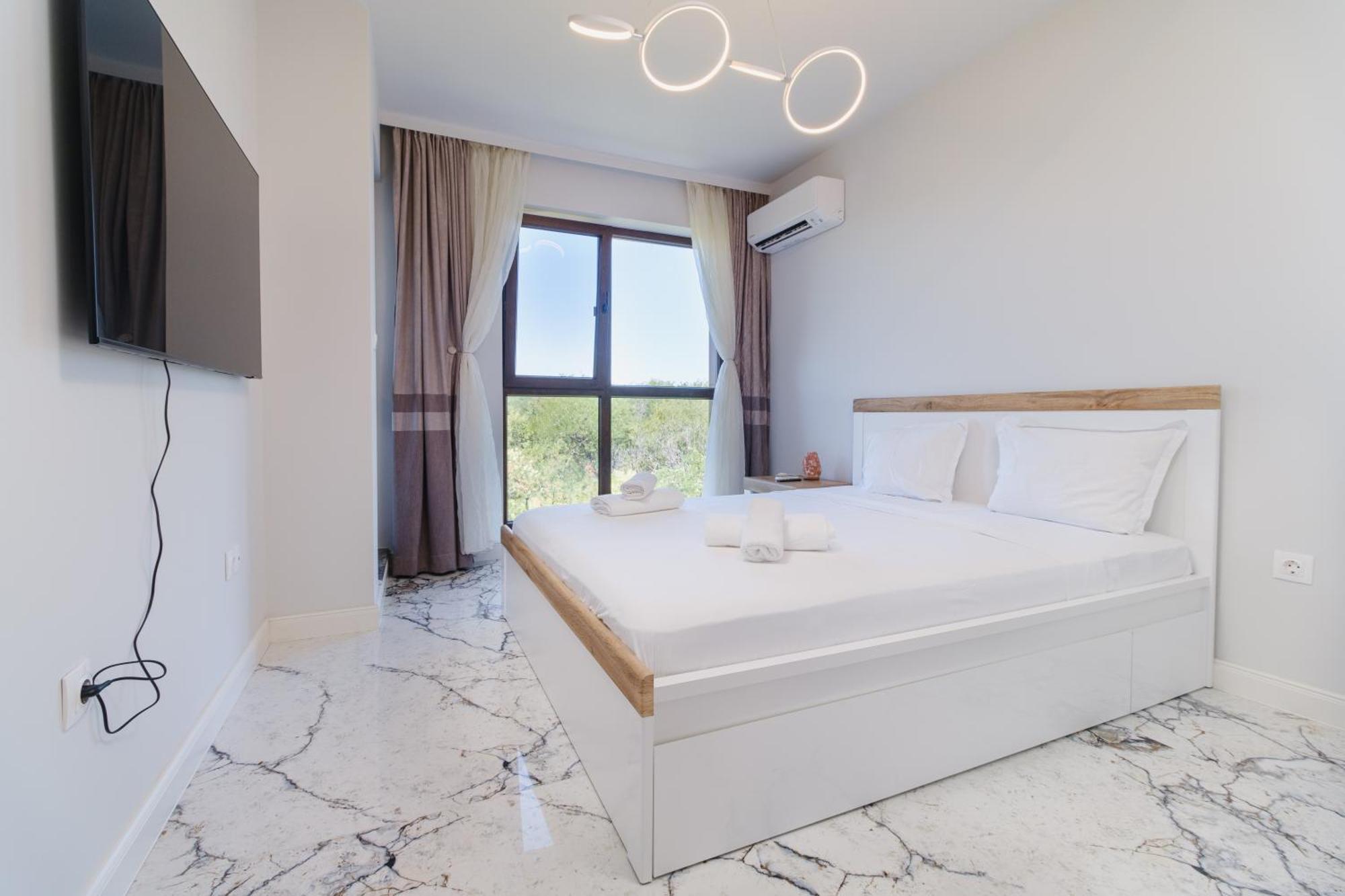 Lauta Forest 1-Bedroom Apartment Plovdiv Ngoại thất bức ảnh